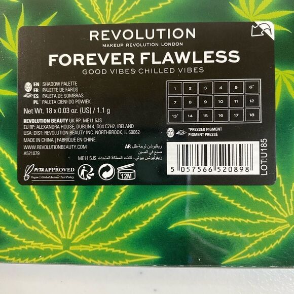 NIB Revolution Forever Flawless Chilled Vibes 18 Shade Eyeshadow Pallet - Picture 7 of 8